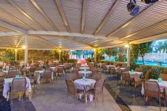 ROYAL HOLIDAY PALACE Restaurants